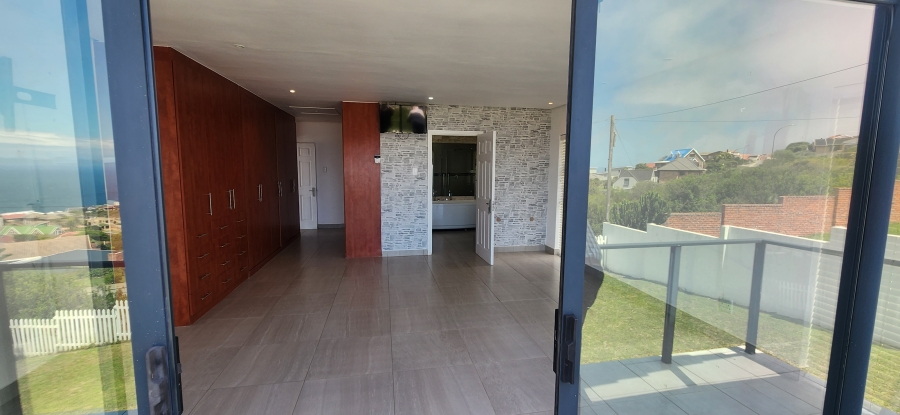 3 Bedroom Property for Sale in Dana Bay Western Cape